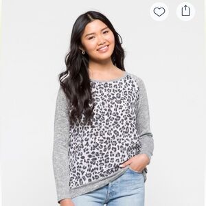 Kut from the Kloth Gray and White Leopard Print Sweater